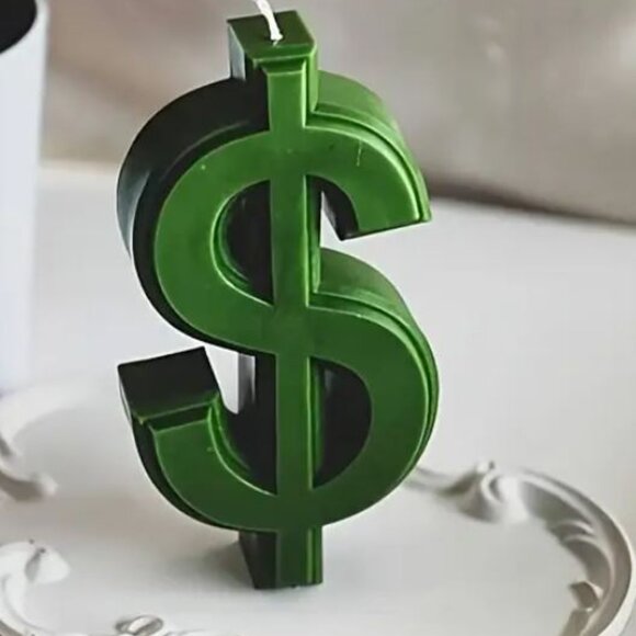 Money on my Mind Manifestation Candle - Picture 2 of 3